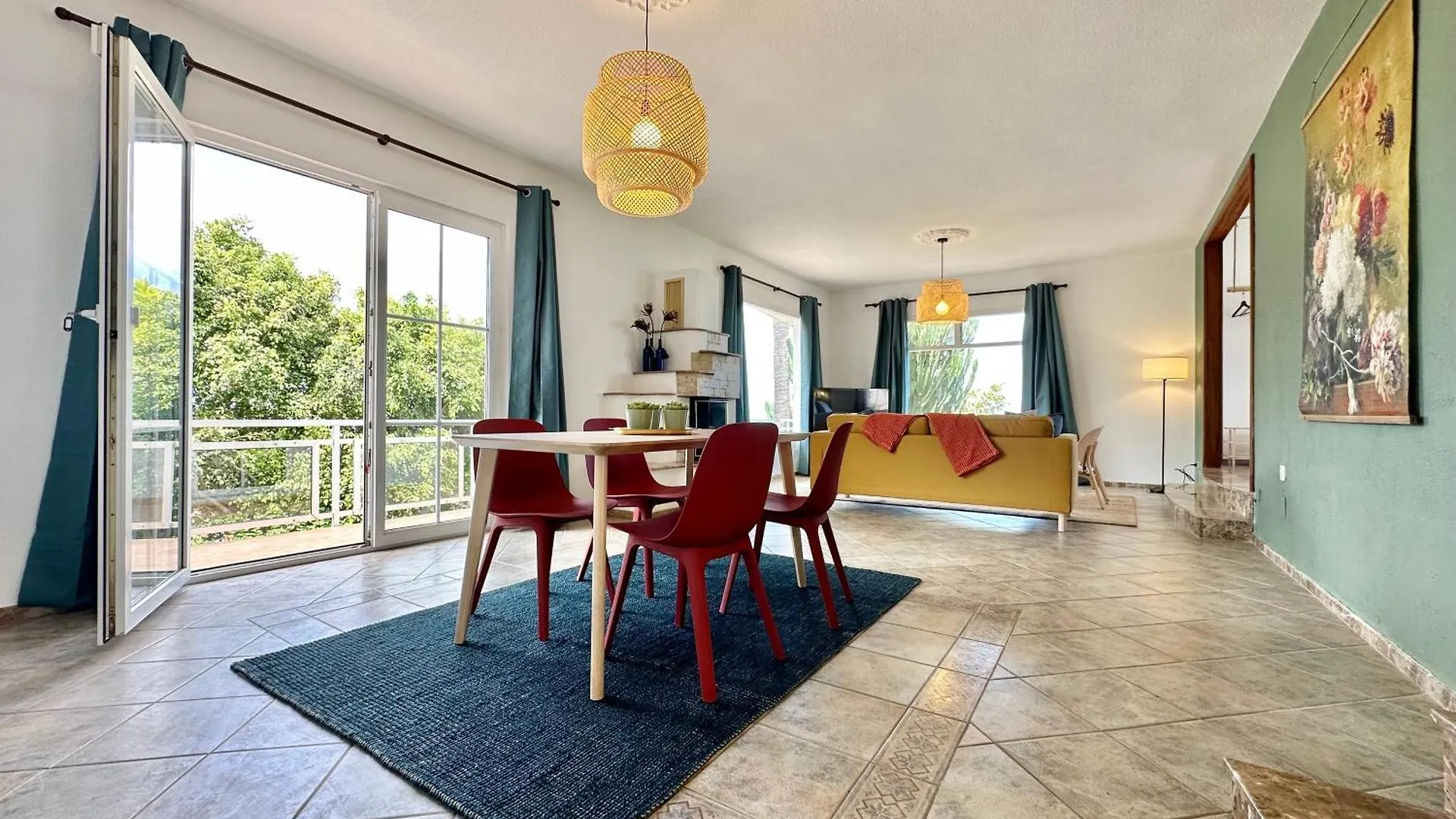 דירות סאוסאל Casa Mariposa 2 0*,